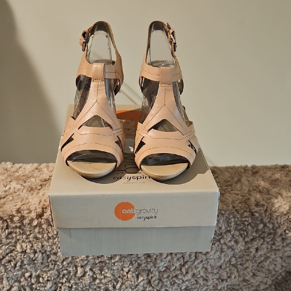 Easy Spirit Blush Leather Peep-Toe Wedge Sandals Worn Once